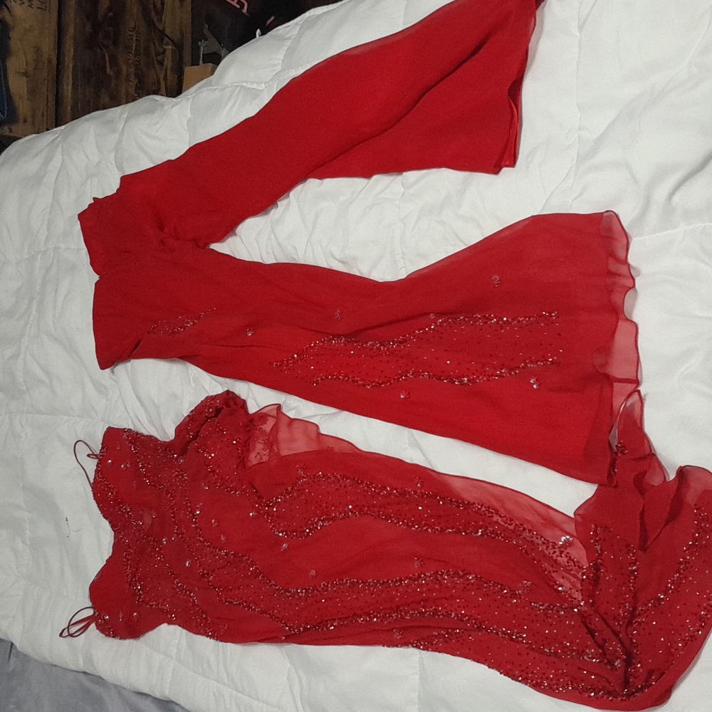 Red pagent pant suit